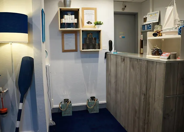 Le Petit Vatel - Centre & Hotel 2*