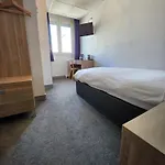 Le Petit Vatel - Centre & 2* Le Havre