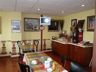 Hotel Le Petit Vatel 2*